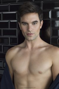 alex-9054b_resize_ws